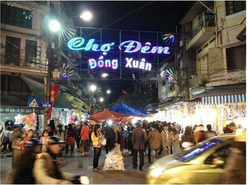 Dong Xuan Night Market and Walking Street - An attractive destination for tourists