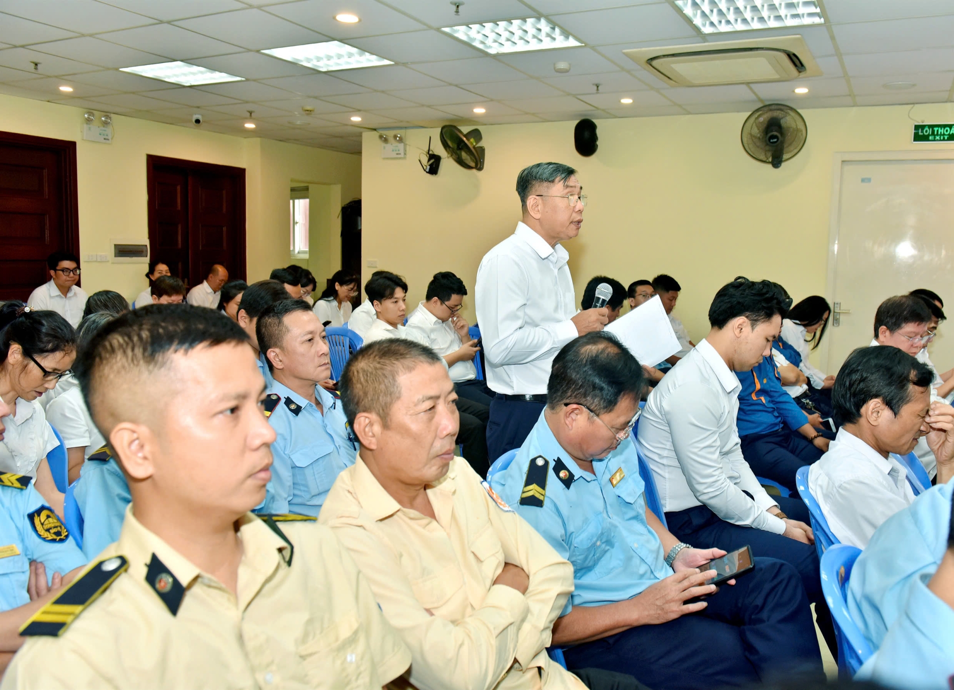 CÔNG TY CỔ PHẦN ĐỒNG XUÂN TỔ CHỨC HỘI NGHỊ ĐẠI BIỂU NGƯỜI LAO ĐỘNG NĂM 2026