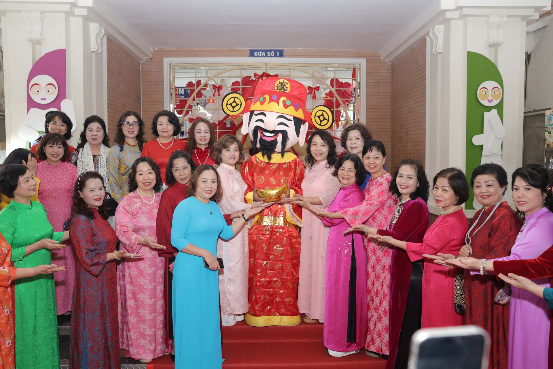 MỞ CỬA CHỢ ĐỒNG XUÂN XUÂN BÍNH NGỌ 2026