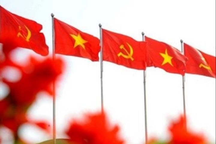 The Politburo issued a new directive to the Party Congress at all levels