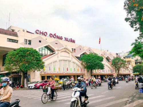 Thông tin tuyên truyền văn minh thương mại tại chợ Đồng Xuân