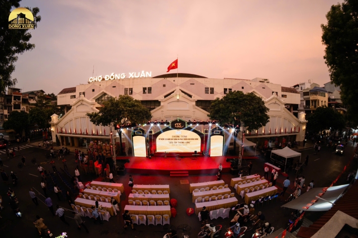 Celebrating 135 years of Dong Xuan Market - Thang Long's mark in the heart of Hanoi