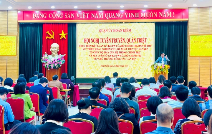 Hoàn Kiếm quán triệt chủ trương của Trung ương về tinh gọn bộ máy