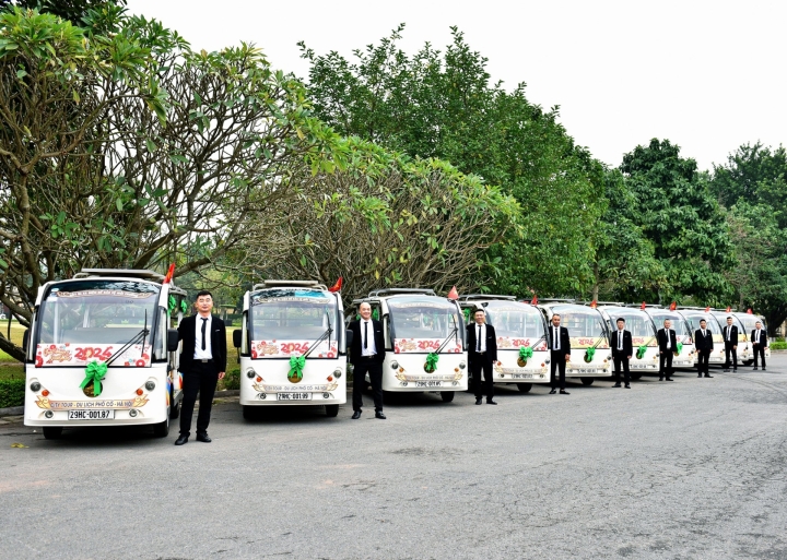 Take a tram to see the old town